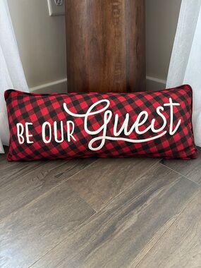 Merry Christmas Embroidered script,MERRY print, buffalo plaid trim,rectangle